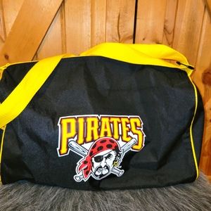 2000 Pittsburgh Pirates duffle bag